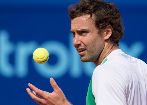 Ernests Gulbis pašlaik ieņem 268.pozīciju.