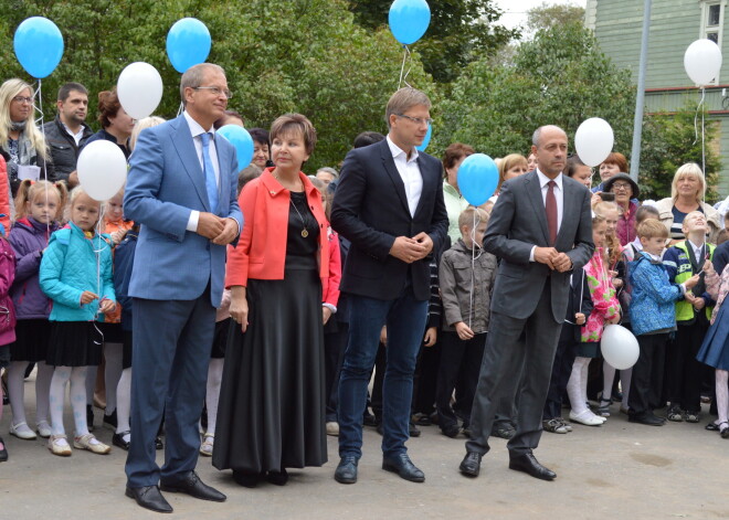 Četrām skolām būs jaunas direktores