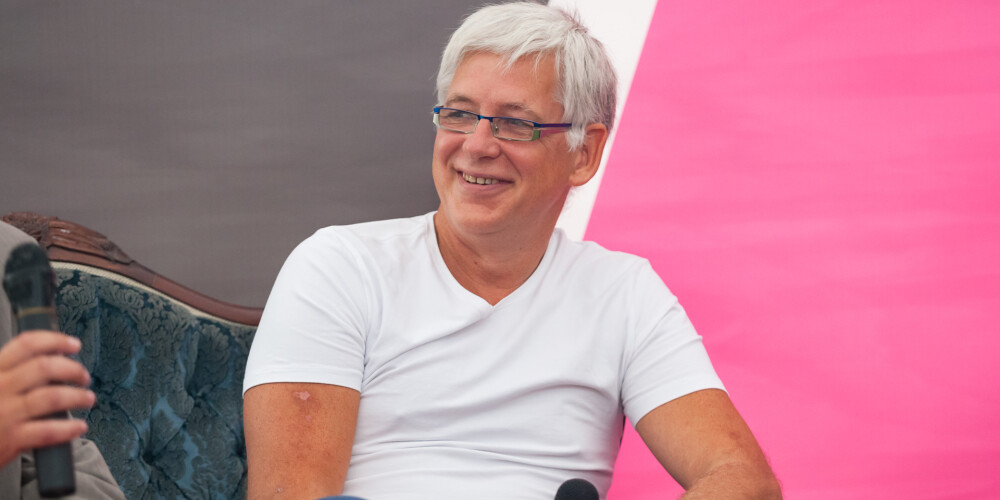 Valdis Valters (dzimis 1957. gada 4. augustā Rīgā) ir bijušais latviešu basketbolists, pēc sportista karjeras beigām — basketbola treneris un funkcionārs. 1982. gada pasaules un divkārtējs Eiropas čempions PSRS izlases sastāvā, 1981. gada Eiropas čempionāta vērtīgākais spēlētājs. Bijis arī Rīgas domes deputāts.