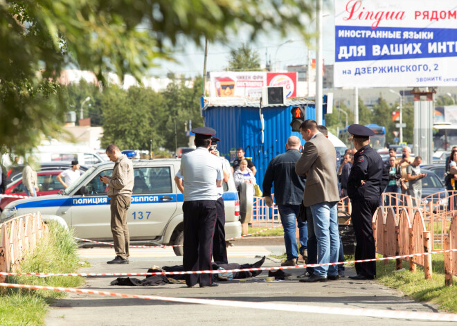 Islāmisti uzņemas vainu par 7 cilvēku saduršanu Krievijā, taču izmeklētāji tam netic