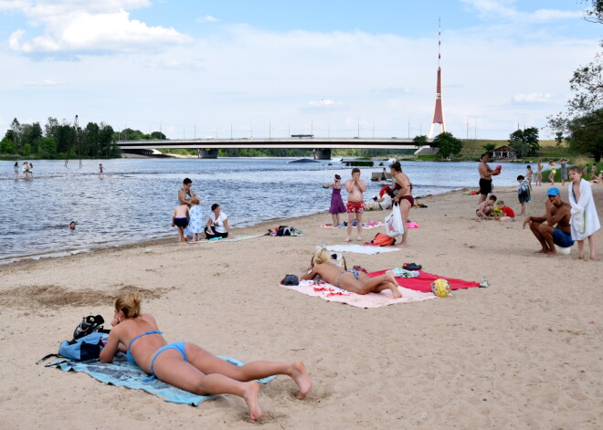 Daugavā saglabājas līdz +23 grādiem silts ūdens