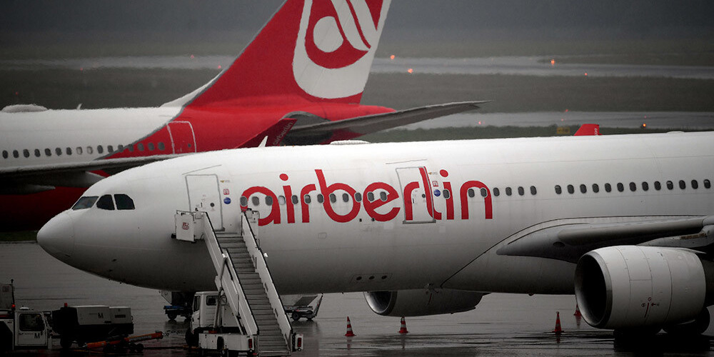 Sakarā ar "Air Berlin" maksātnespēju patērētājiem iesaka rezervēt lidojumus citā aviokompānijā