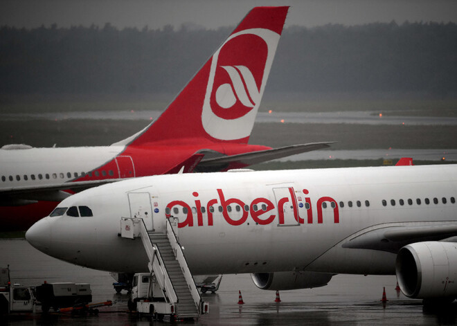 Sakarā ar "Air Berlin" maksātnespēju patērētājiem iesaka rezervēt lidojumus citā aviokompānijā