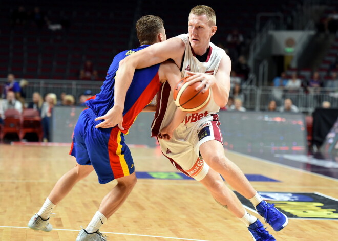 Latvijas basketbola izlases uzbrucējs Rolands Šmits esot panācis vienošanos ar Barselonas "Lassa"