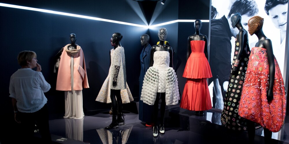 Modes muzejā Rīgā būs skatāma modes namam "Christian Dior" veltīta izstāde "Dior"