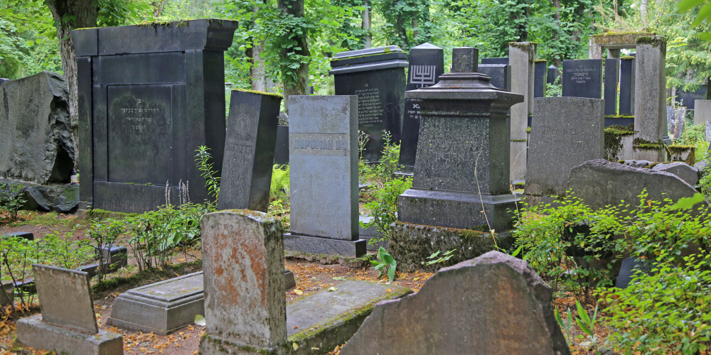 Izraēlā satraucas, ka par dusēšanu Jaunajos ebreju kapos Rīgā tiek prasīts kukulis