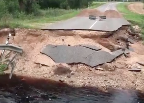 Autoceļa Kārsava - Viļaka pārrāvuma vietā izbūvēs pagaidu tehnoloģisko laipu gājējiem.