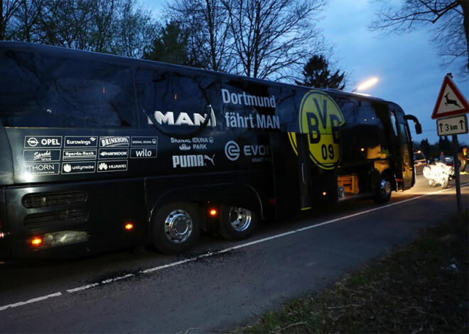 Dortmundes "Borussia" autobusa spridzinātājam varētu izvirzīt 28 apsūdzības slepkavības mēģinājumā