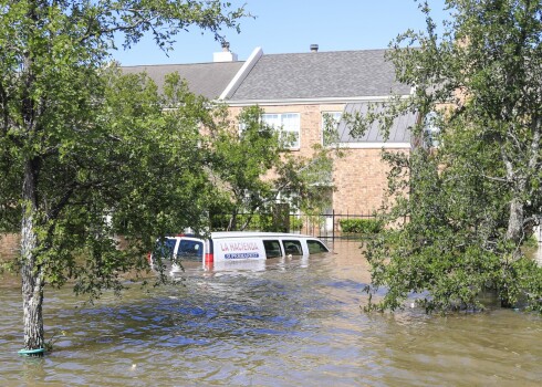 "Hārvijs" Teksasā iznīcinājis 1000 māju