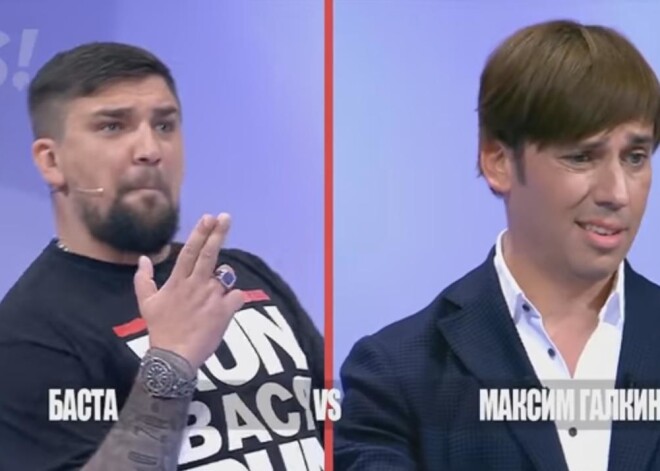 Баста и Галкин устроили рэп-баттл в первом обновленном выпуске «Сегодня вечером»