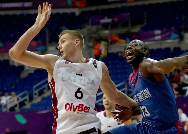 Mūsu basketbolisti izgāž ceturto ceturtdaļu, bet notur pārsvaru pret Lielbritāniju