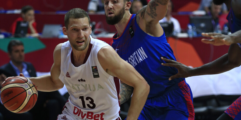 Jānis Strēlnieks pēc Eiropas čempionāta trim kārtām ir labākais piespēļu devējs.