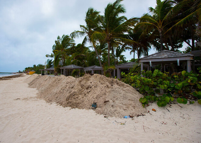 Tramps izsludina ārkārtas stāvokli viesuļvētras "Irma" apdraudētās teritorijās