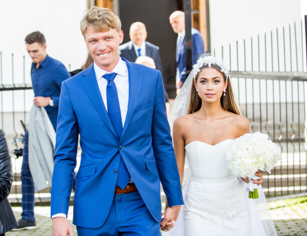 Basketbolista Mindauga Kuzminska un dejotājas Egles Andreikaites kāzas 2017. gada vasarā.