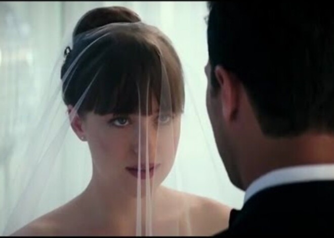 Дакота Джонсон и Джейми Дорнан в первом тизере «Пятьдесят оттенков свободы»