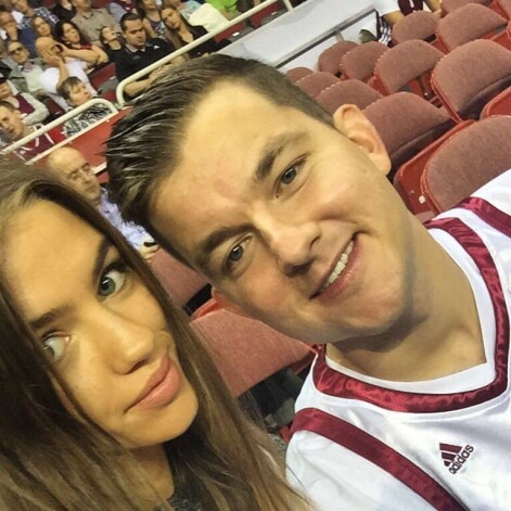 Артурс Калнитис со спутницей жизни Агнесе Калнарайей