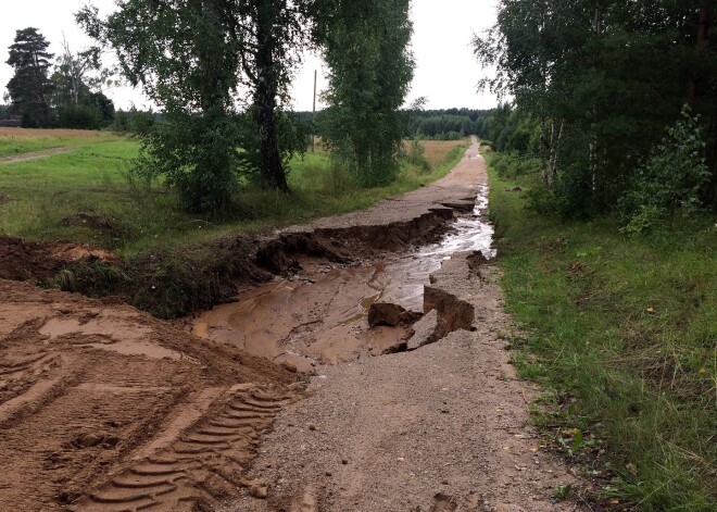 На покрытие убытков, нанесенных дорогам дождями, потребуется 1,3 млн евро