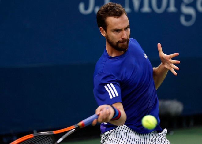 Gulbis pārvar Sanktpēterburgas ATP turnīra kvalifikācijas pirmo kārtu