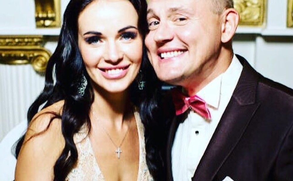 Фото бони и степана меньщикова. Жена Степана Меньщикова. Меньшиков дом 2 жена