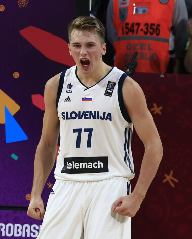 Nieka 18 gadus vecais Luka Dončičs varētu kļūt par otro eiropieti (aiz itāļa Andrea Barnjāni), kurš NBA draftēts ar pirmo numuru.