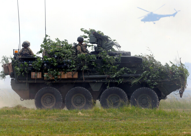 NATO plāno nostiprināt kaujas grupas Baltijas valstīs un Polijā