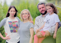Skolotāja Košeļeva ar ģimeni pirms 7 gadiem pameta Krieviju: “Aizvien biežāk pieķeru sevi, ka domāju latviski”