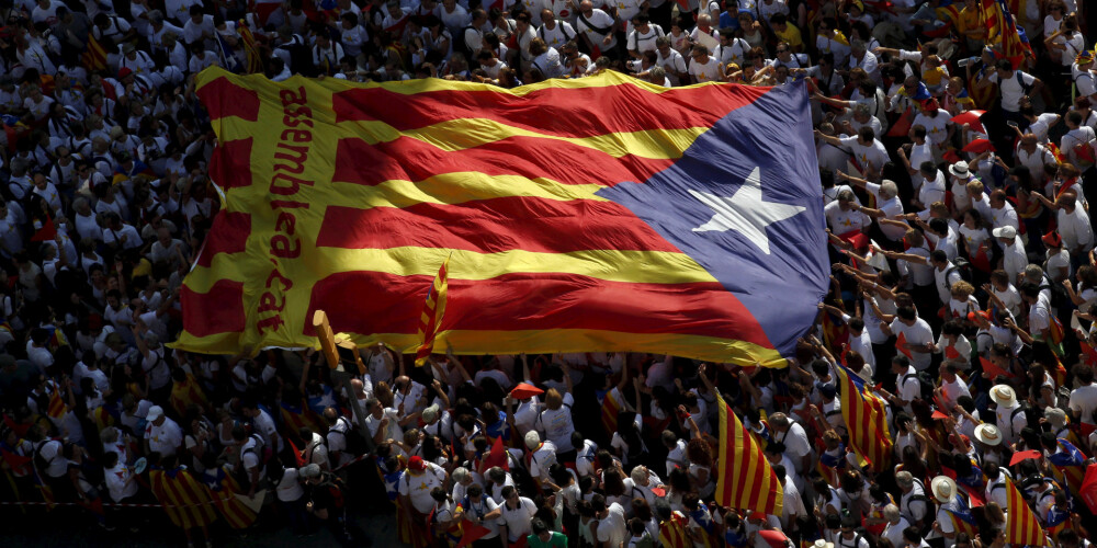 Tiesa Katalonijas referenduma organizētājus soda ar 12 000 eiro dienā
