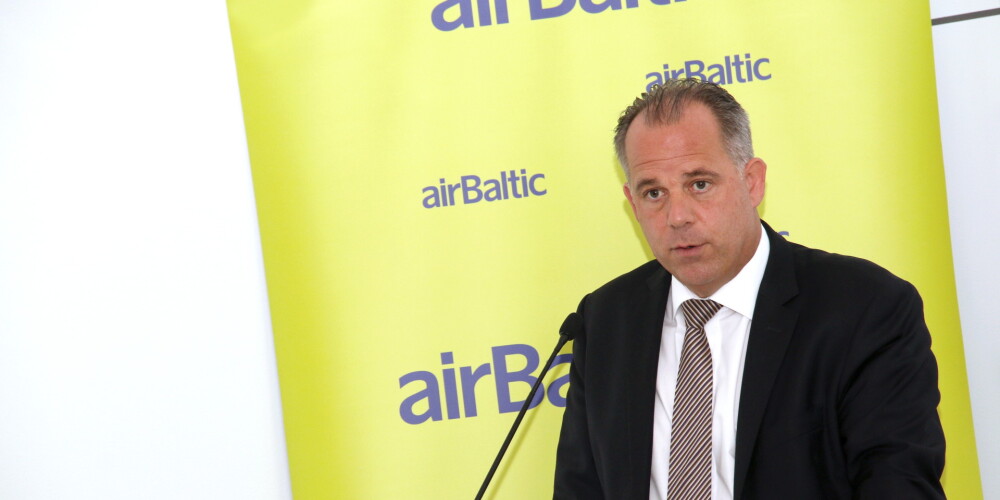 Rīgas-Liepājas maršruts ir pārspējis cerības, saka "airBaltic" šefs