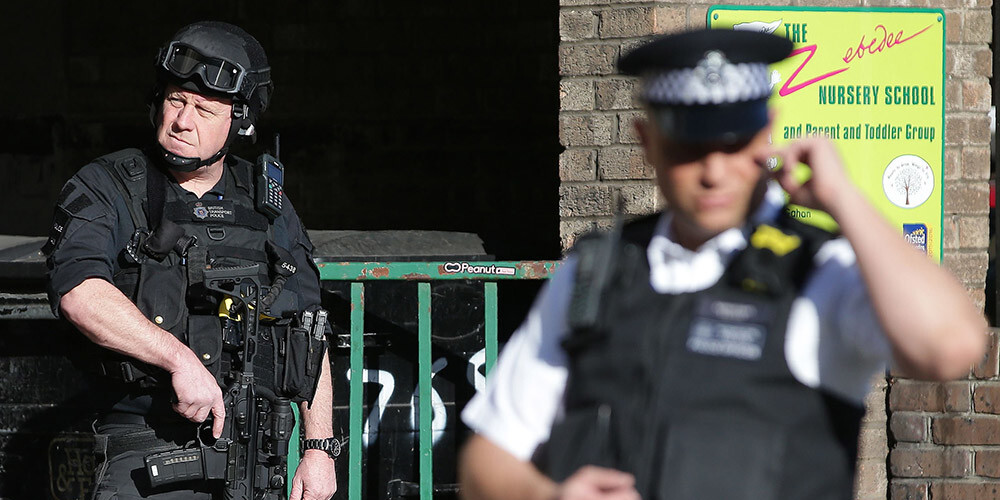 Londonas metro terorakta lietā vienam no aizturētajiem izvirzītas oficiālas apsūdzības
