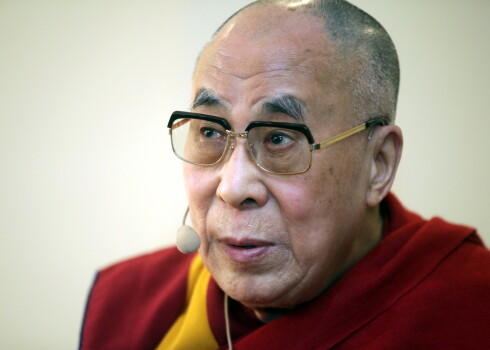 Dalailama: "Pasaules līderiem piemīt vecā domāšana un uzskats, ka visa pamatā ir spēks"