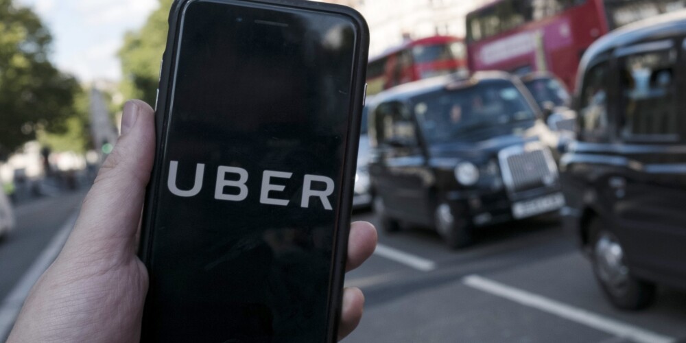 Čehijas taksisti plāno protestu nedēļu pret "Uber"