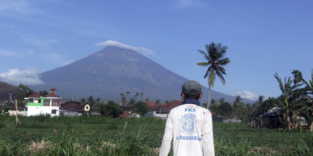 Cilvēki Bali evakuējas; vulkāna izvirdums var notikt kuru katru mirkli