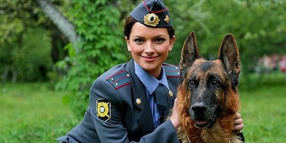 37 gadu vecumā mirusi krievu aktrise, kuru Latvijā pazina no seriāla par suni Muhtaru