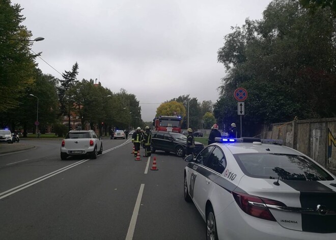 Все дети, пострадавшие в ДТП в центре Риги, выписаны из больницы