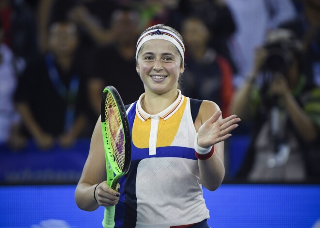 Aļona Ostapenko uzsākusi sadarbību ar banku "Citadele"