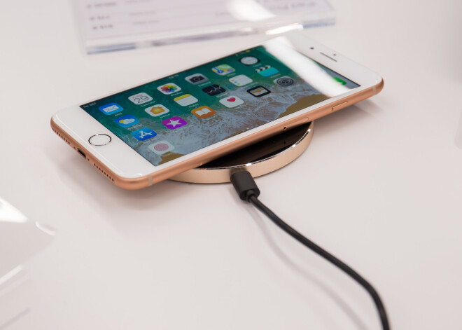iPhone 8 Plus взорвался во время подзарядки