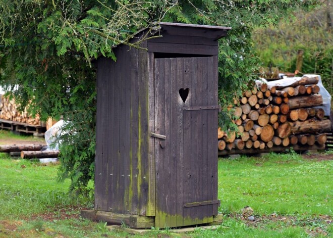 Lauku sētu mazmājiņas nebūs jāreģistrē