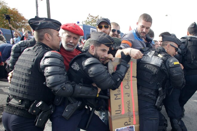 GM&S strādnieku sadursmes ar Francijas policiju.