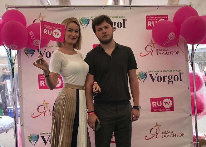 Елена Бушина ответила на слухи о разводе с мужем