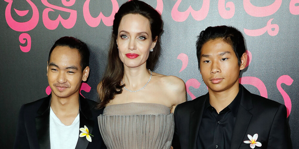 Скандал в семье Джоли: приемные сыновья звезды ненавидят друг друга