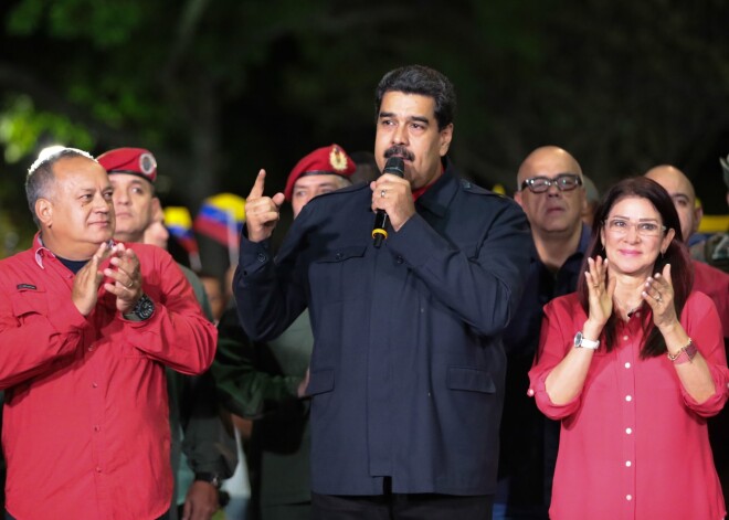 Maduro apgalvo, ka guvis uzvaru Venecuēlas reģionālajās vēlēšanās