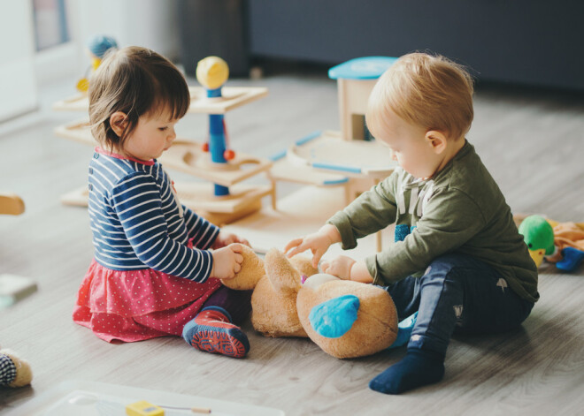 Utis, kašķis, kārpas, kāju sēnīte - to visu bērns var pārnest no skolas vai bērnudārza