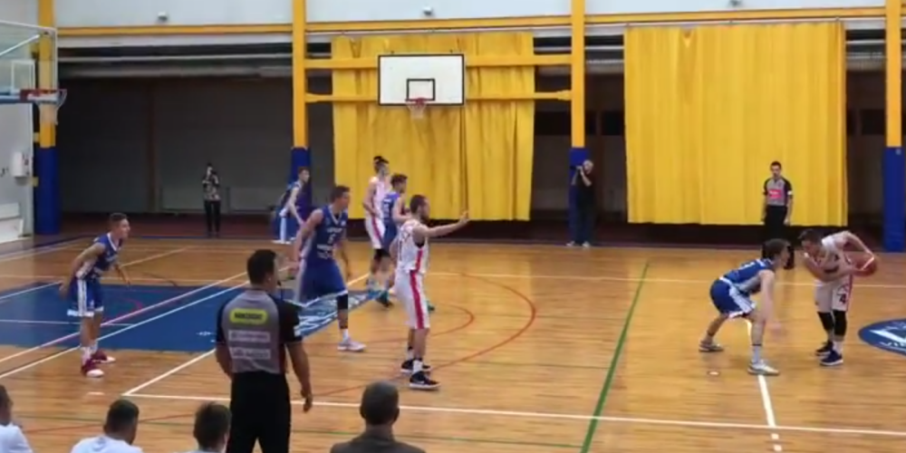 Valkas basketbola treneris iemet, iespējams, neticamāko metienu Latvijas basketbola vēsturē