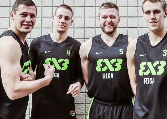 Latvijas 3x3 izlases basketbolisti nenosargā 4 punktu pārsvaru un zaudē Pasaules tūres finālposma pusfinālā