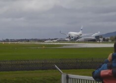 Видео дня: самолет пытался сесть в аэропорту Зальцбурга при шторме, но не смог и вернулся во Франкфурт