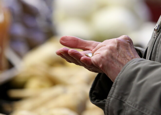 VID izplata aicinājumu pensionāriem pārliecināties, vai viņiem ir piemēroti papildu nodokļu atvieglojumi