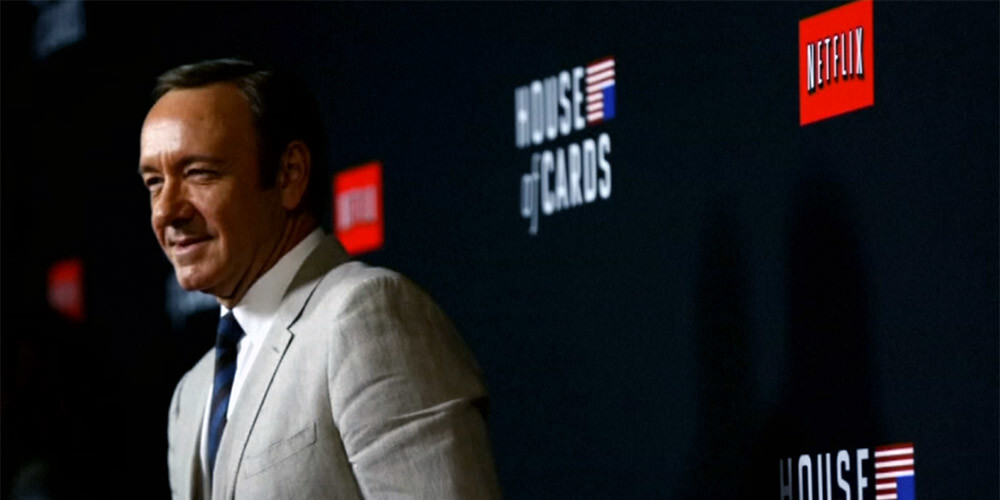 Kevins Speisijs atvainojās Rapam un publiski atzina, ka ir homoseksuāls.