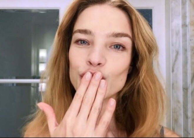 Наталья Водянова показала себя без макияжа в новом видео-уроке