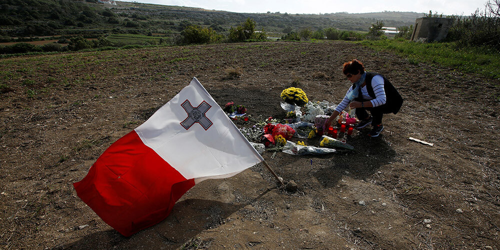 Maltā nogalinātās žurnālistes bēru dienā izsludinātas nacionālās sēras