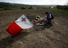 Maltā nogalinātās žurnālistes bēru dienā izsludinātas nacionālās sēras